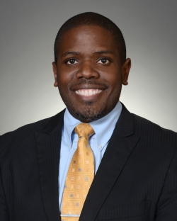 Headshot - Dr. Jeremy Earle